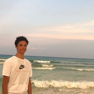 Meet your Posher, Sam